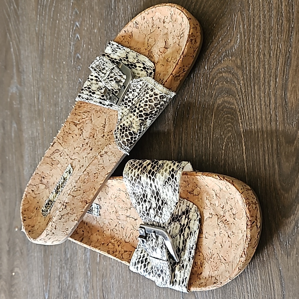 Eddie Bauer Leather Sandals